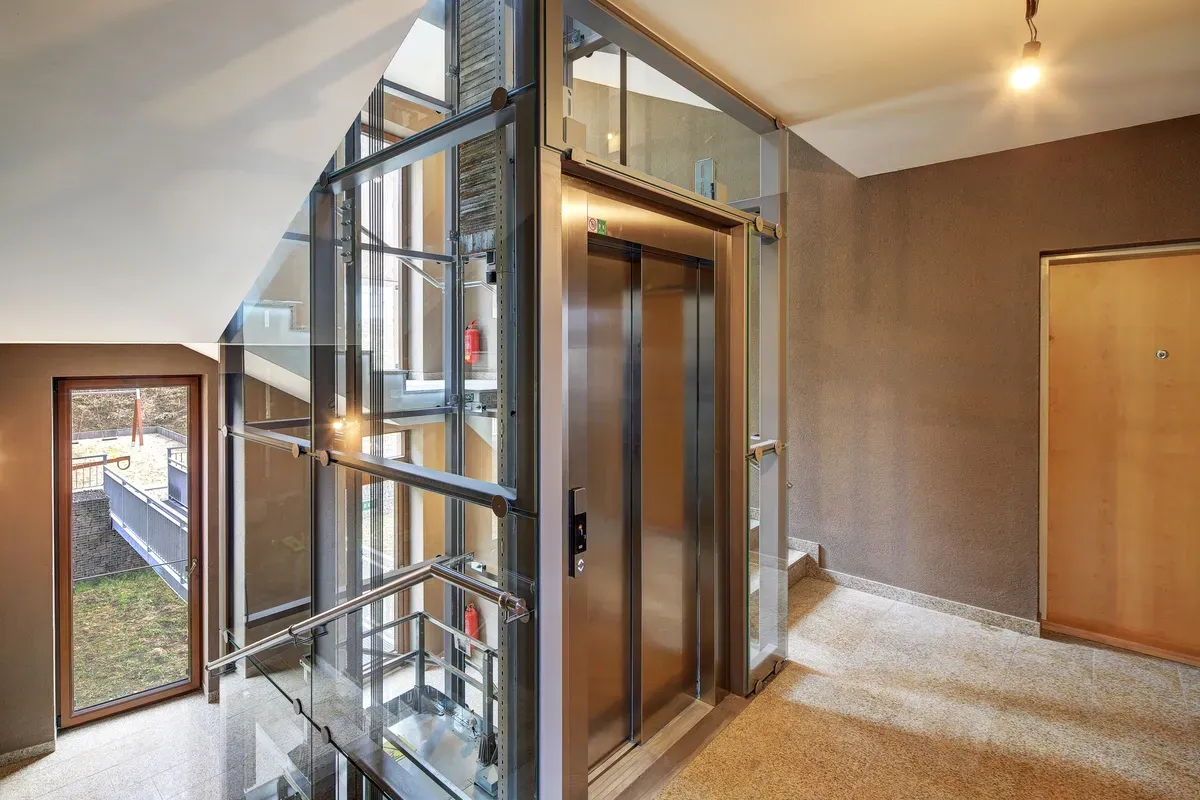 Lift glass