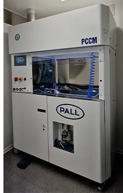 Extraction of contaminants from components