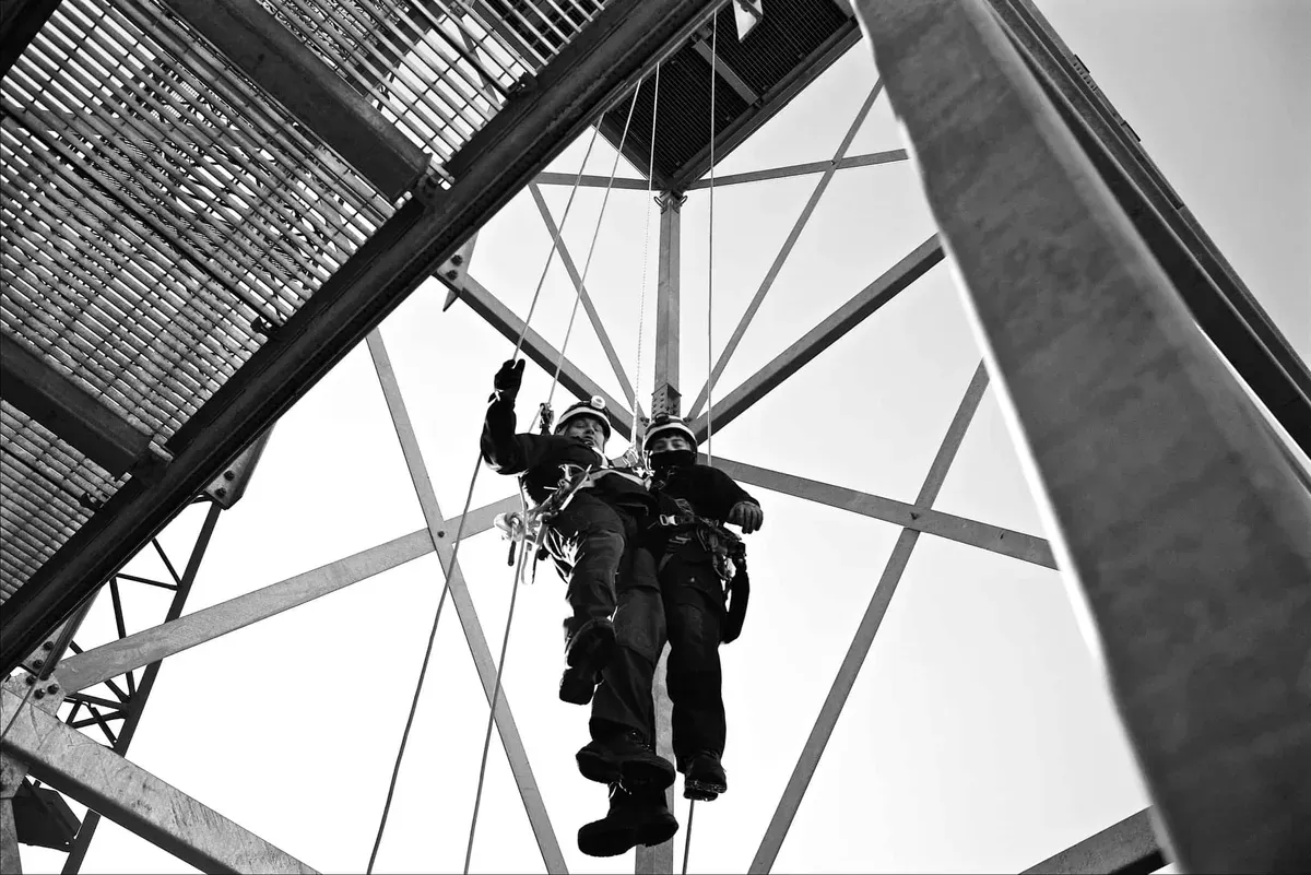 Work at height using special climbing techniques