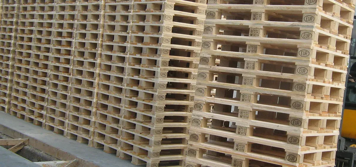 Production of wooden packaging